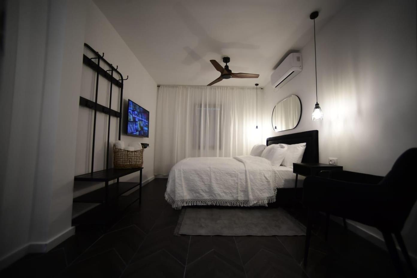 Z-32 Luxury Boutique Apartment 엘라트 외부 사진