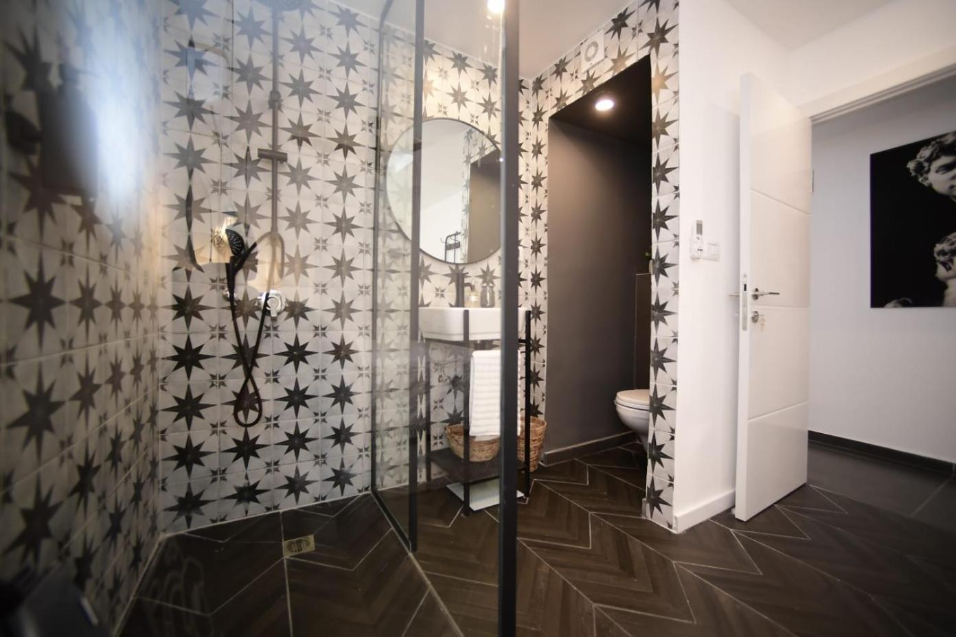 Z-32 Luxury Boutique Apartment 엘라트 외부 사진